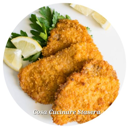 Braciole di maiale impanate e fritte