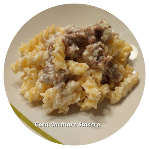 Fusilli ricotta e salsiccia